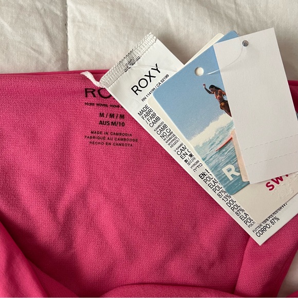 brand new Roxy swimsuit - Picture 4 of 8